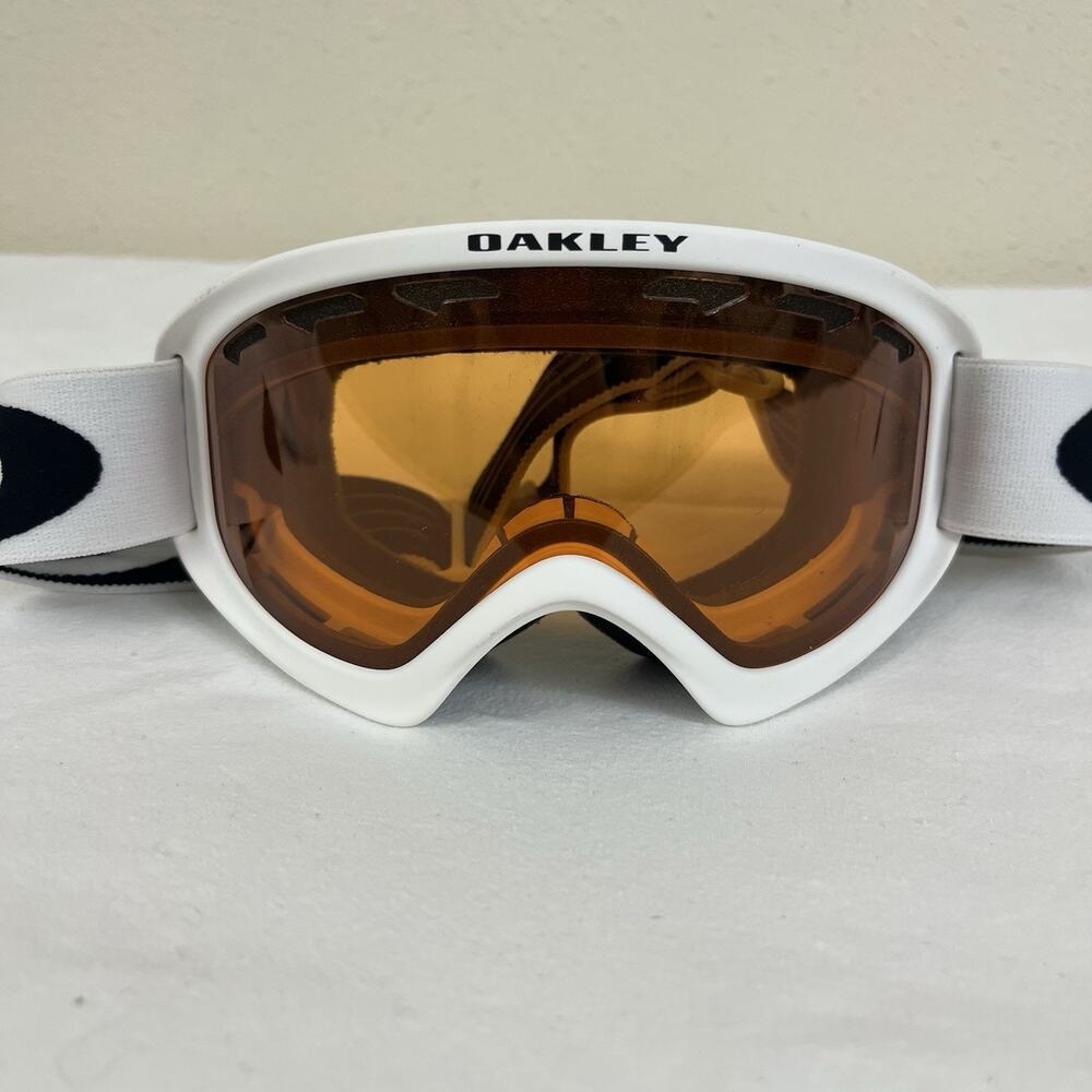 Oakley Matte White w/Persimmon 02 XS Frame Snow Goggles R2213
